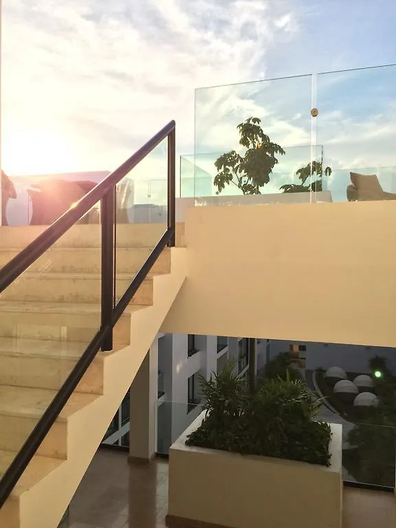 Anah Turquesa Luxury Apartment